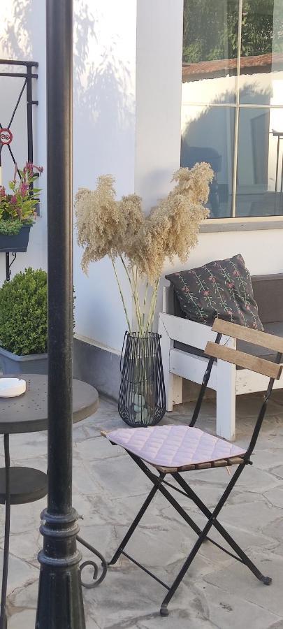 Garden Lounge Hotel エレバン エクステリア 写真