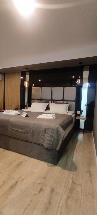 Garden Lounge Hotel エレバン エクステリア 写真