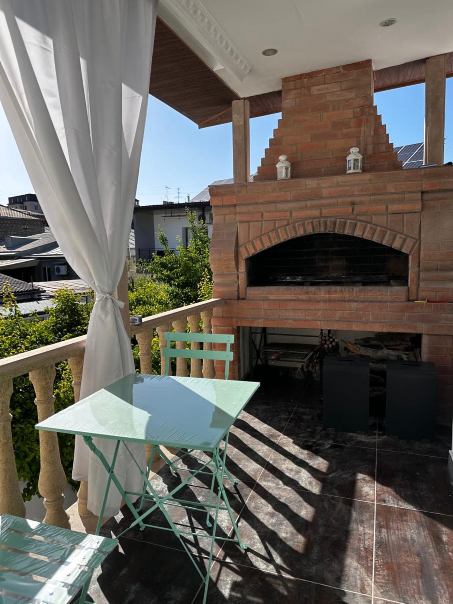 Garden Lounge Hotel エレバン エクステリア 写真