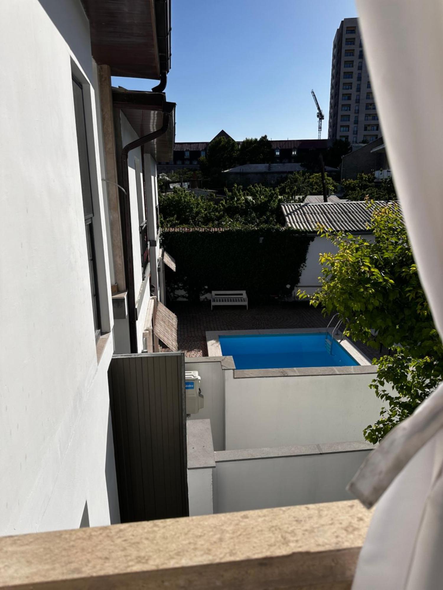 Garden Lounge Hotel エレバン エクステリア 写真