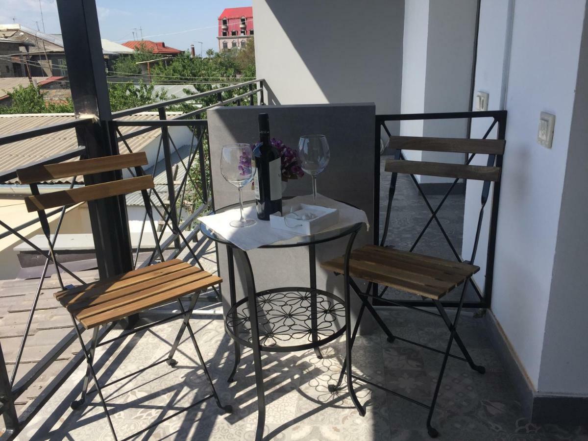 Garden Lounge Hotel エレバン エクステリア 写真